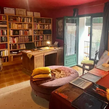 La Morada Del Unicornio Apartment *